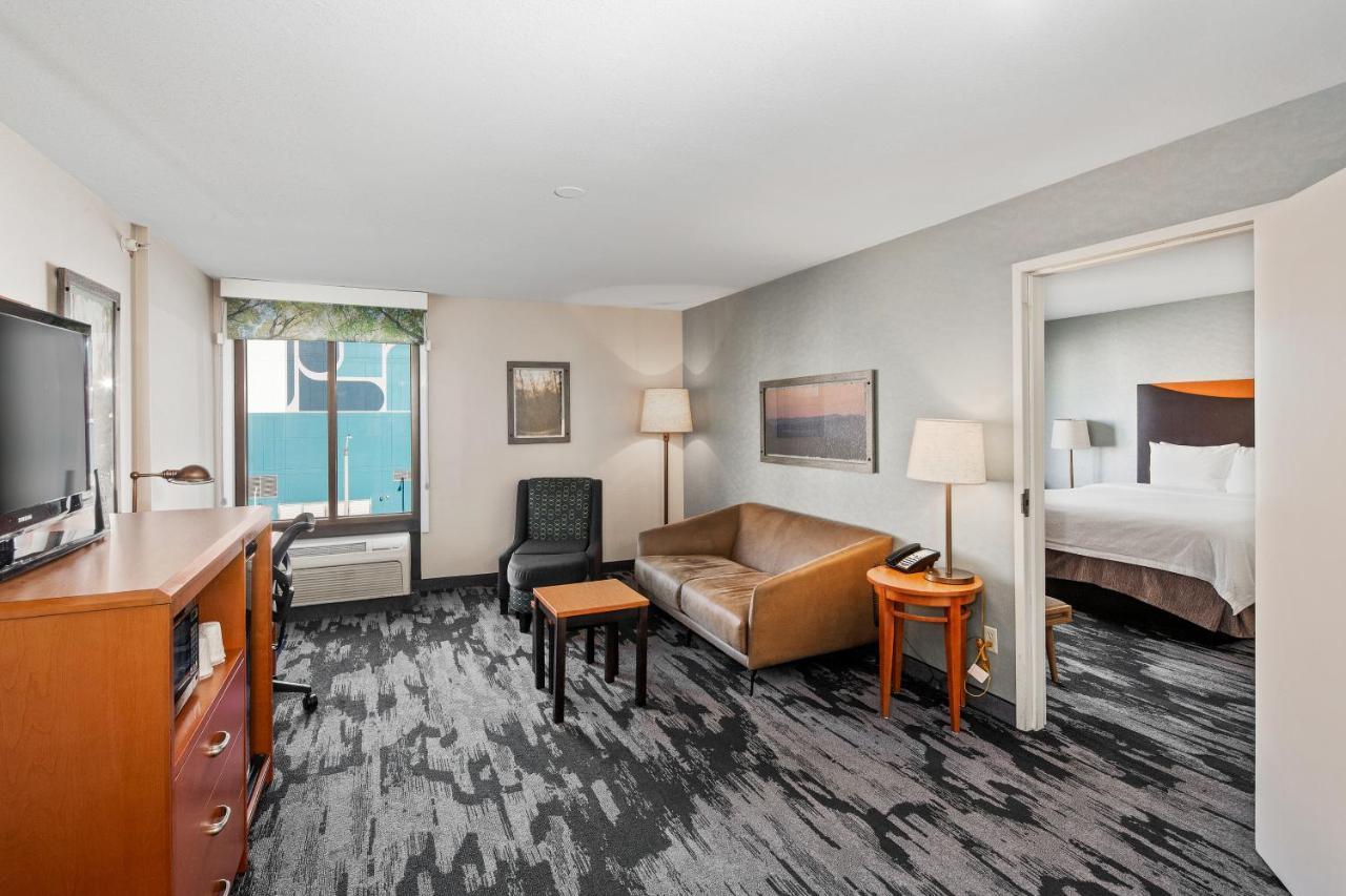 Fairfield Inn & Suites Anaheim North Buena Park Exterior photo